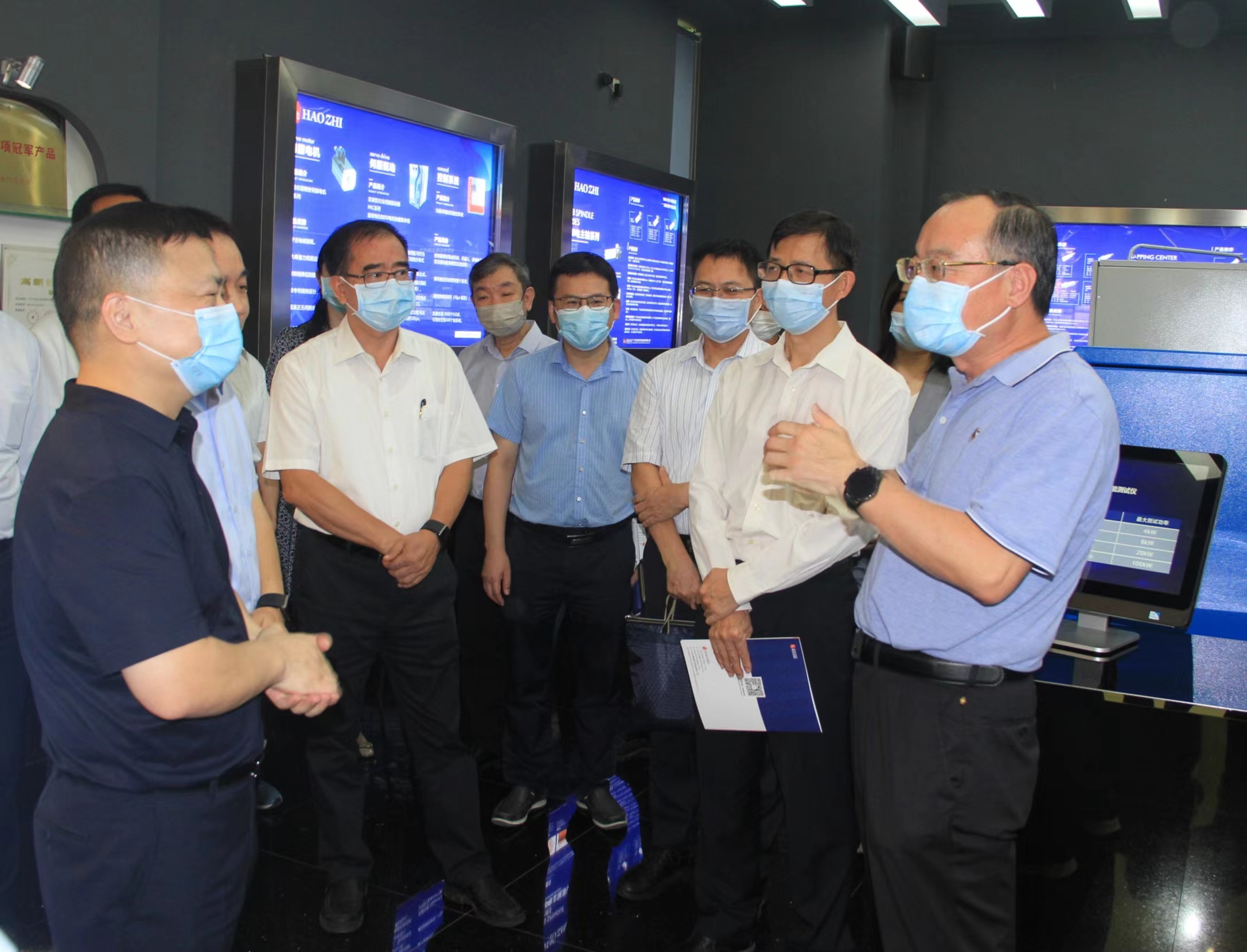 袁宝成同志实地深入广州市昊志影像科技公司调研.jpg