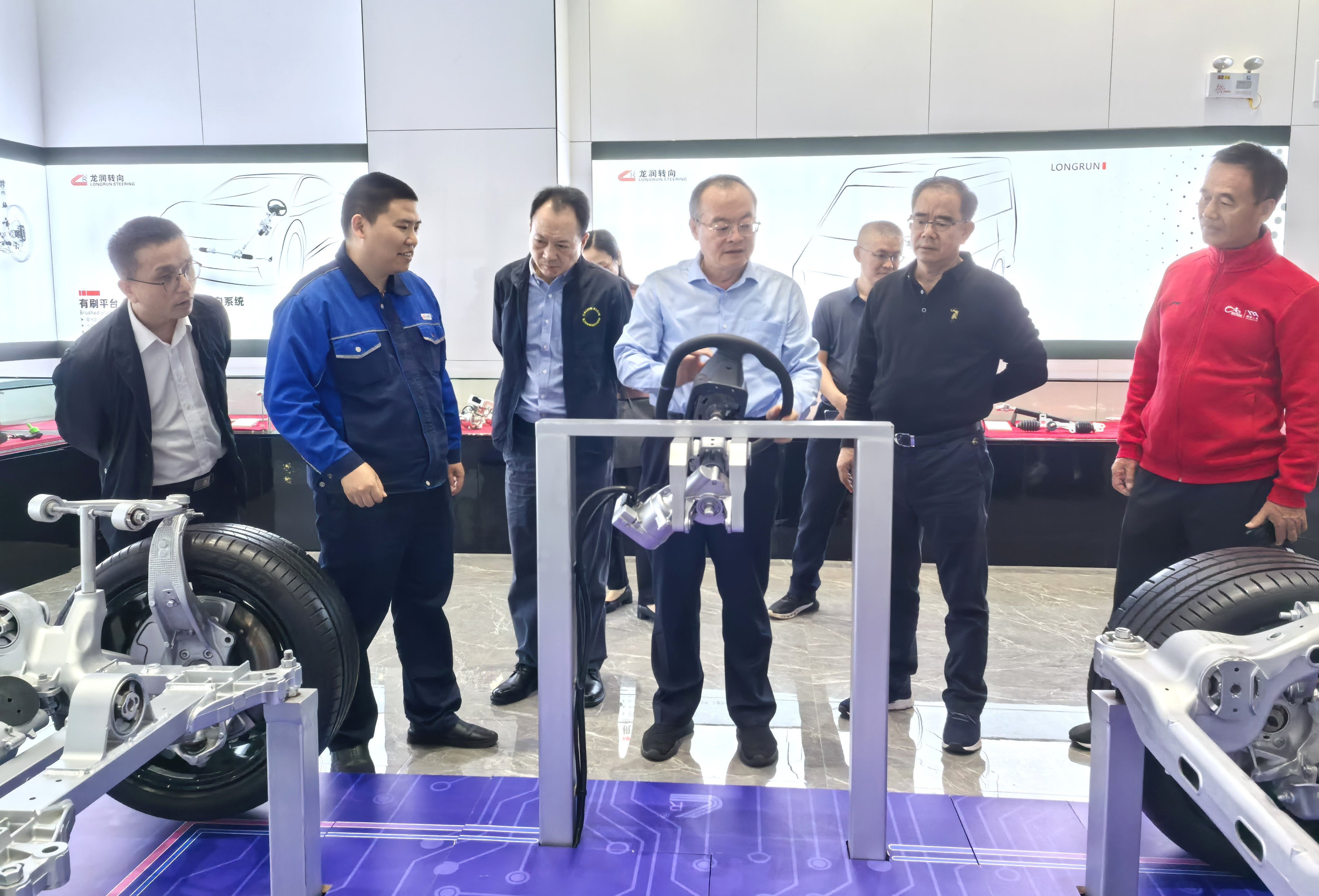 实地考察重庆龙润汽车转向器有限公司.jpg