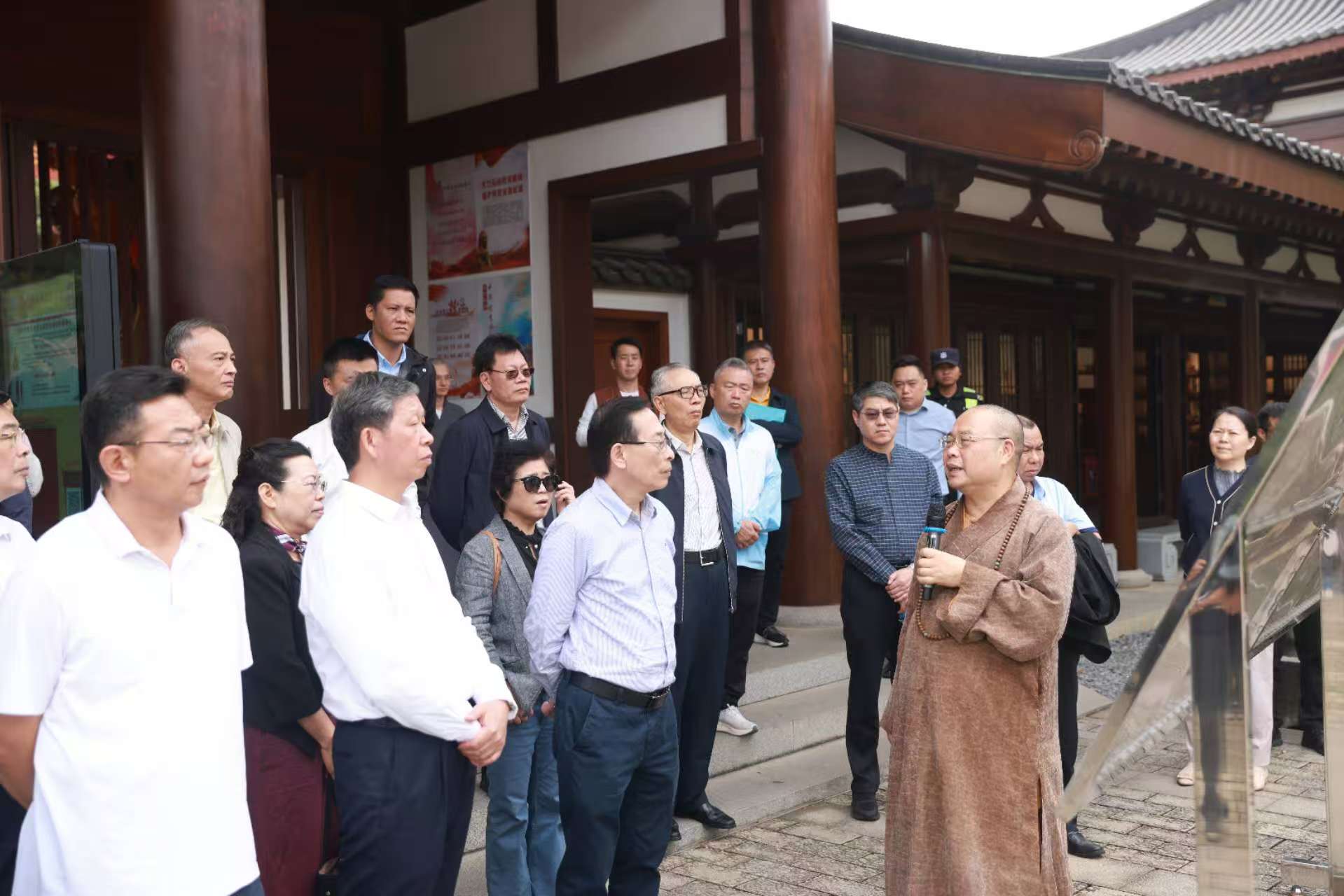 微信图片_20251031111153_12_714.jpg